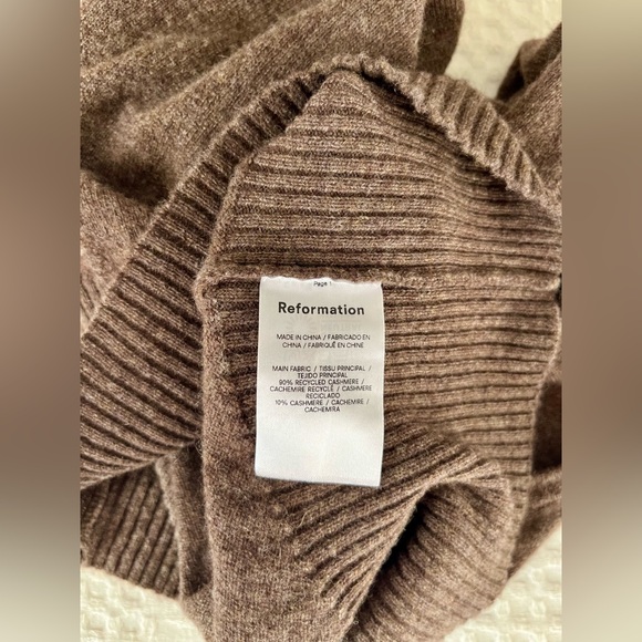Reformation Cashmere Turtleneck Sweater - Picture 5 of 5